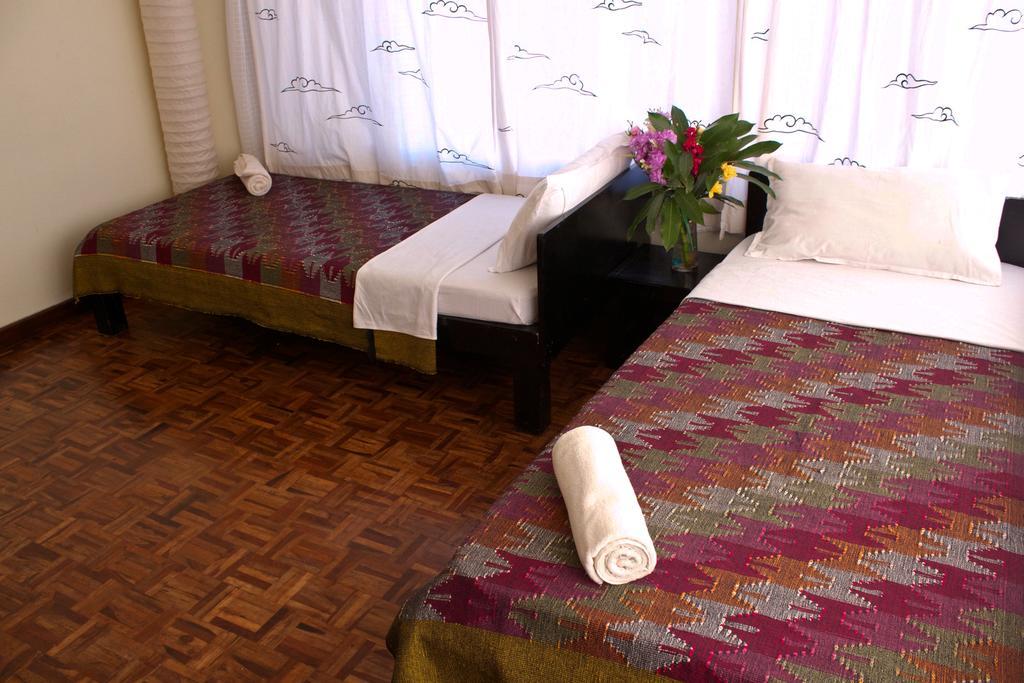 Dondrub Guest House Kathmandu Esterno foto